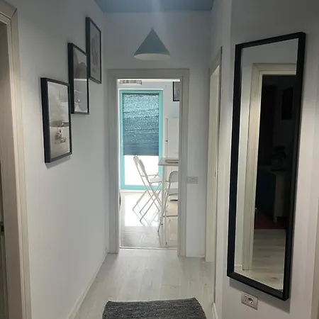 Casa De La Mare Năvodari